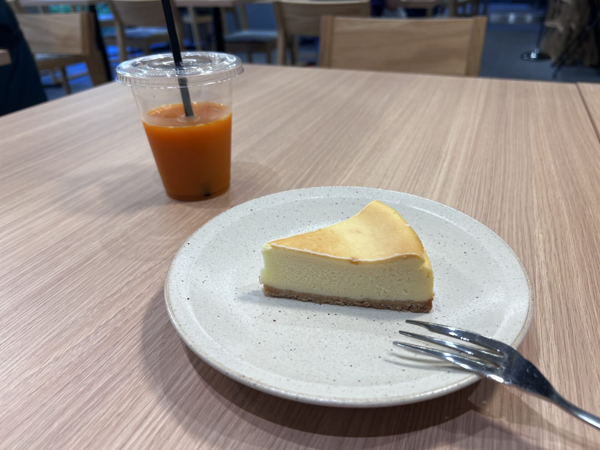 ビストロ ココネ鎌倉店 ベイクドNYチーズケーキ