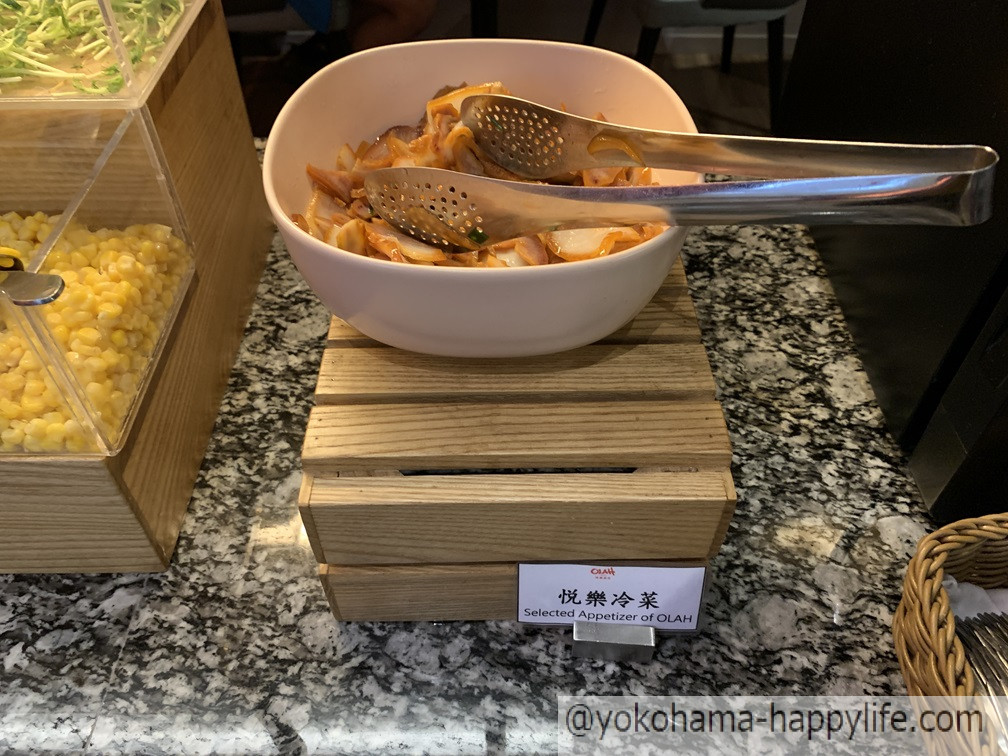 OLAH Poshtel Taichung Station 朝食会場のフード5