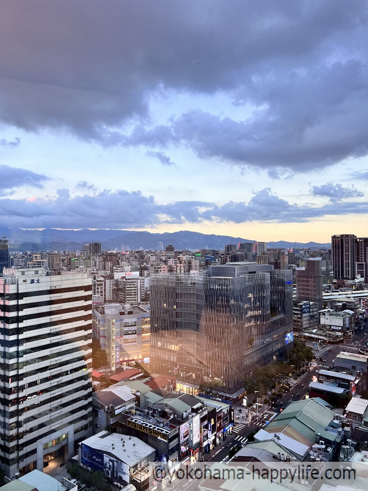 Hotel GRACERY 部屋からの景色（夕陽）